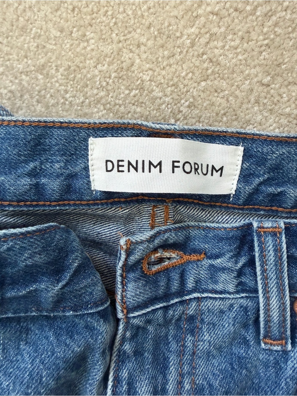 Aritzia denim forum 90’s iggy lo rise baggy jeans size 25 - Picture 3 of 8